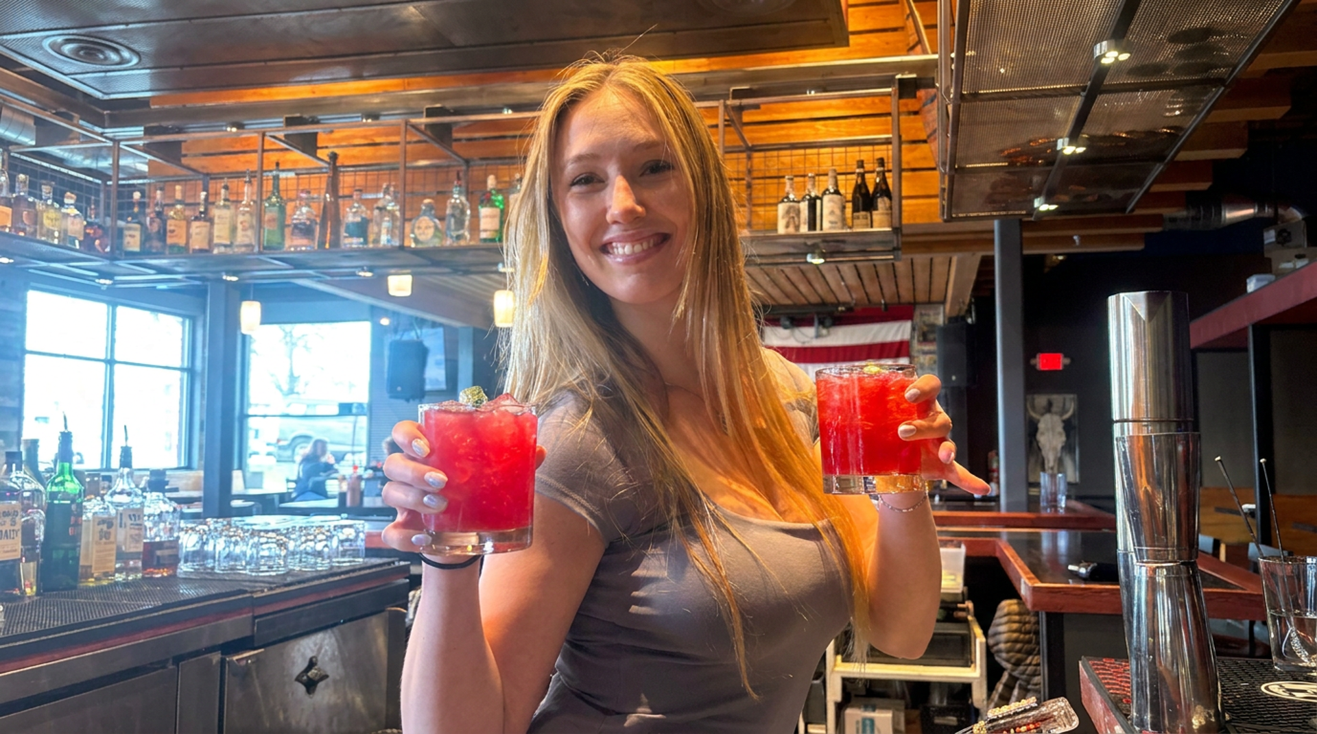 Come work at Bourbon