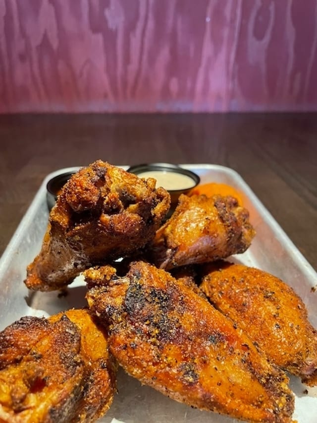6 Smoked Wings.